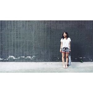 ZARA - S - sequin beaded hot shorts